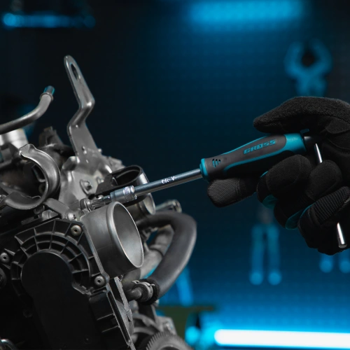 Набор инструментов, 1/2", 3/8", 1/4", CrV, 120 зубьев, 216 предметов Gross по ценам производителя в Челябинске с доставкой по всей России