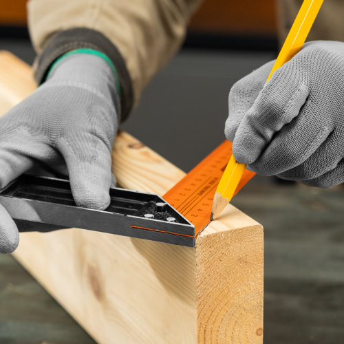 Угольник, 250 мм, металлический Sparta по ценам производителя в Челябинске с доставкой по всей России