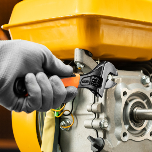 Ключ разводной, 200 мм, двухкомпонентная рукоятка Sparta по ценам производителя в Челябинске с доставкой по всей России