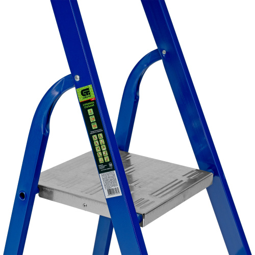 Стремянка, 3 ступени, стальной профиль, алюминиевые ступени Сибртех по ценам производителя в Челябинске с доставкой по всей России