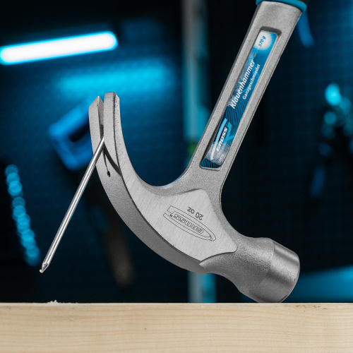 Молоток-гвоздодер, 570 г, цельнокованый, трехкомпонентная рукоятка Gross по ценам производителя в Челябинске с доставкой по всей России