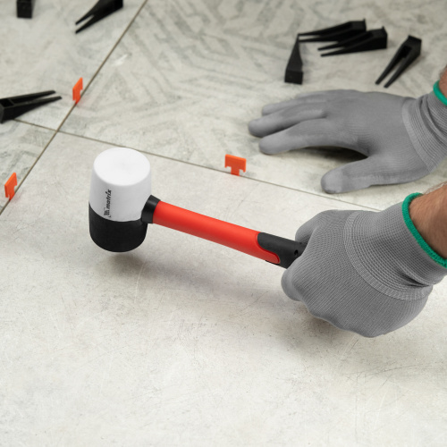 Киянка резиновая, 225 г, черно-белая резина, фибергласовая рукоятка Matrix по ценам производителя в Челябинске с доставкой по всей России