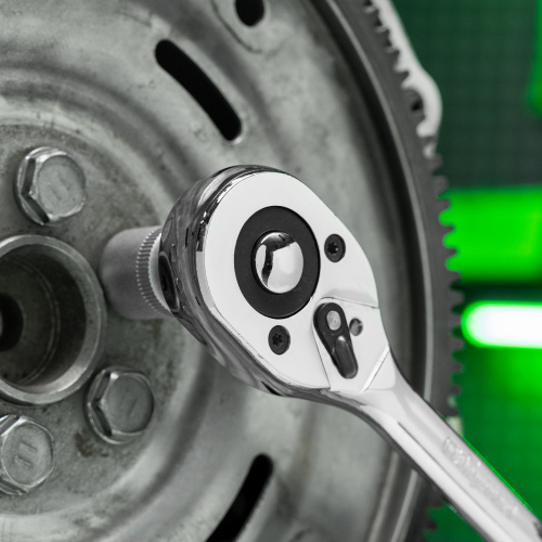 Ключ-трещотка 1/2", 45 зубьев, с быстрым сбросом, CrV, хром Сибртех по ценам производителя в Челябинске с доставкой по всей России