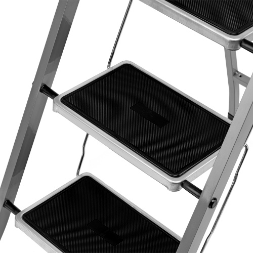 Стремянка 4 ступени, с полимерными ковриками, Сибртех по ценам производителя в Челябинске с доставкой по всей России