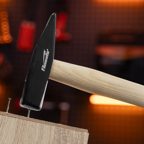 Молоток слесарный, 300 г, квадратный боек, деревянная рукоятка Sparta по ценам производителя в Челябинске с доставкой по всей России