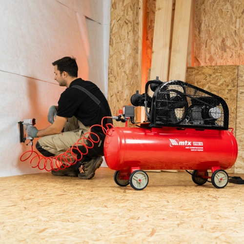 Компрессор воздушный ременный привод КР3000/100  3,0 кВт, 100 литров, 510 л/мин МТХ по ценам производителя в Челябинске с доставкой по всей России