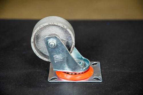 Колесо поворотное чугунное EM01 VKV 80 80 мм термостойкое по ценам производителя в Челябинске с доставкой по всей России