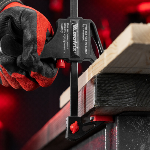 Струбцина универсальная F-образная, 200 х 315 х 45 мм, пластмассовый корпус Matrix по ценам производителя в Челябинске с доставкой по всей России