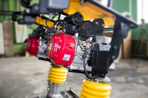 Вибротрамбовка STEM Techno  STR-82 по ценам производителя в Челябинске с доставкой по всей России