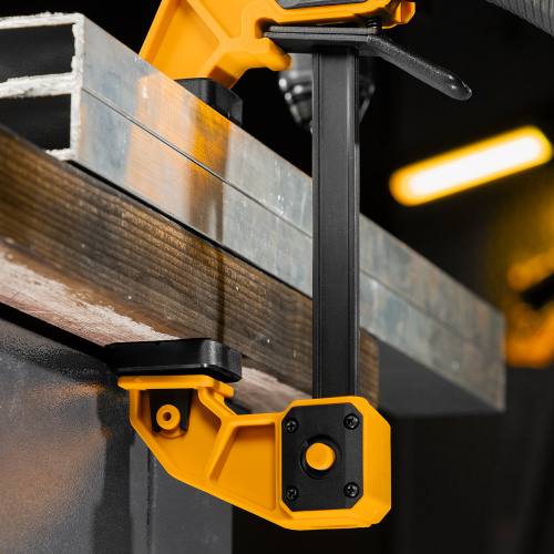 Струбцина F-образная, быстрозажимная, 150 х 80 мм, усиленный нейлоновый корпус Denzel по ценам производителя в Челябинске с доставкой по всей России