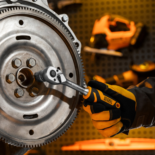 Ключ-трещотка 3/8", 90 зубьев, с быстрым сбросом, CrV Denzel по ценам производителя в Челябинске с доставкой по всей России