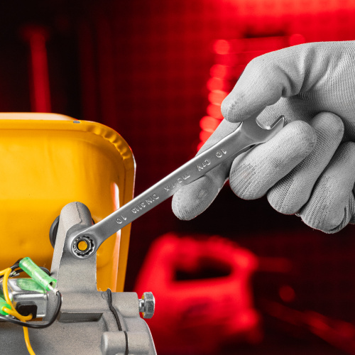 Ключ комбинированный, 10 мм, CrV, матовый хром Matrix по ценам производителя в Челябинске с доставкой по всей России