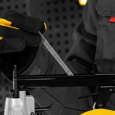 Скобы 21GA для пнев. степл., 8мм, шир. - 0,95мм, тол. - 0,6мм, шир. скобы - 12,8мм, 5000шт Denzel по ценам производителя в Челябинске с доставкой по всей России