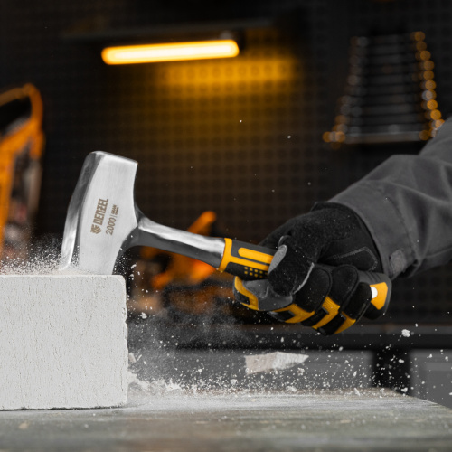 Кувалда 2 кг, цельнометаллическая, двухкомпонентная рукоятка Denzel по ценам производителя в Челябинске с доставкой по всей России