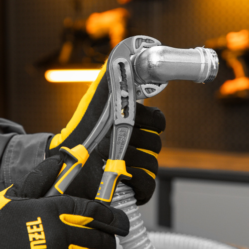 Клещи переставные, трехкомпонентные рукоятки 240 мм Denzel по ценам производителя в Челябинске с доставкой по всей России