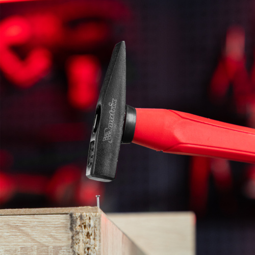 Молоток слесарный optimal, 100 г, фибергласовая обрезиненная рукоятка, квадратный боек Matrix по ценам производителя в Челябинске с доставкой по всей России