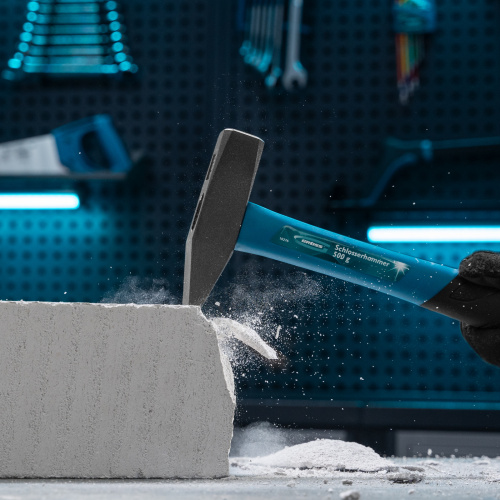 Молоток слесарный, 500 г, квадратный боек, фибергласовая обрезиненная рукоятка Gross по ценам производителя в Челябинске с доставкой по всей России