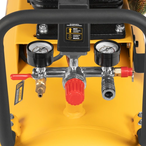 Компрессор воздушный BCW3000-T/100, ременный привод, 3.0 кВт, 100 литров, 520 л/мин Denzel по ценам производителя в Челябинске с доставкой по всей России