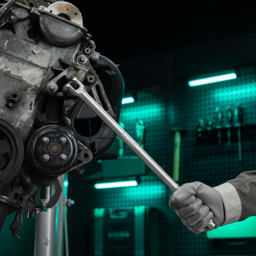 Набор инструментов, 1/2",3/8", 1/4", CrV, пластиковый кейс 142 предмета Stels по ценам производителя в Челябинске с доставкой по всей России