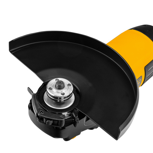 Машина шлифовальная угловая AG230-2400, 2400 Вт, 230 мм, 6000 об/мин Denzel по ценам производителя в Челябинске с доставкой по всей России