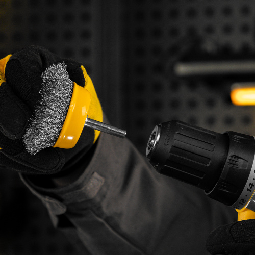 Щетка для дрели, 65 мм, Чашка, со шпилькой , нержавеющая витая проволока Denzel по ценам производителя в Челябинске с доставкой по всей России