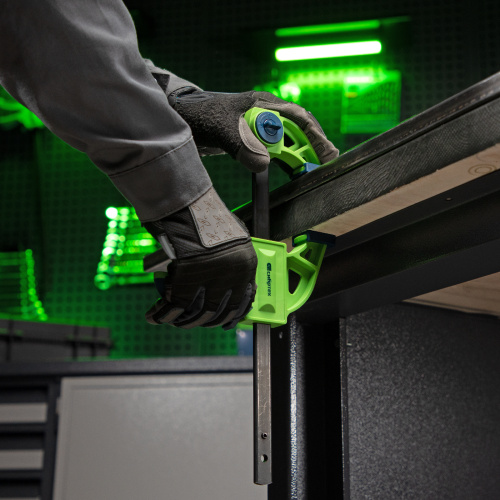 Струбцина F-образная, быстрозажимная, 150 х 70 х 360 мм, пластиковый корпус, фиксатор, двухкомпонентная рукоятка Сибртех по ценам производителя в Челябинске с доставкой по всей России