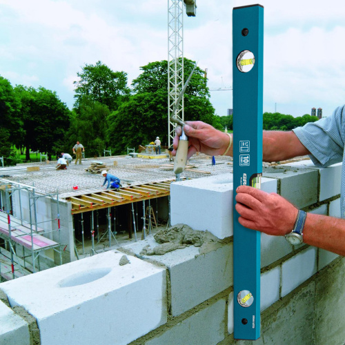 Уровень алюминиевый усиленный, 600 мм, 3 глазка Gross по ценам производителя в Челябинске с доставкой по всей России