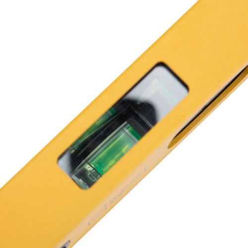 Уровень алюминиевый, магнит, фрезерованный, 3 глазка (1 зеркал.) 0,5 мм/м, 600 мм Denzel по ценам производителя в Челябинске с доставкой по всей России