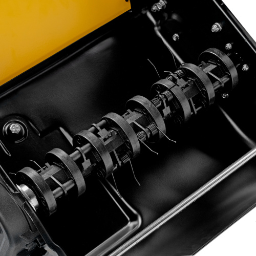 Скарификатор-аэратор бензиновый SAG-400, 212 см3, -15/+10 мм, 40 см Denzel по ценам производителя в Челябинске с доставкой по всей России