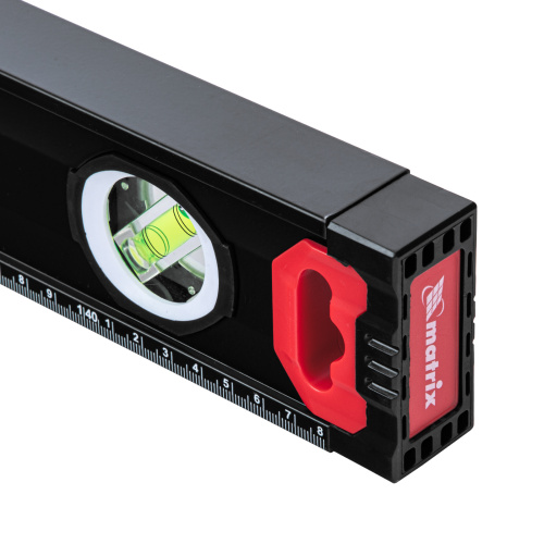 Уровень алюминиевый, усиленный, фрезерованный, 3 глазка, двухкомпонентные рукоятки, 1500 мм Matrix по ценам производителя в Челябинске с доставкой по всей России