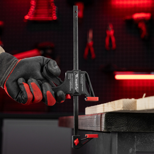 Струбцина универсальная F-образная, 200 х 315 х 45 мм, пластмассовый корпус Matrix по ценам производителя в Челябинске с доставкой по всей России