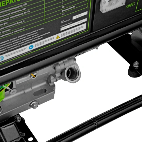 Генератор бензиновый БС-8000, 6,6 кВт, 230В, четырехтактный, 25 л, ручной стартер Сибртех по ценам производителя в Челябинске с доставкой по всей России