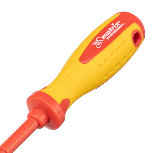 Отвертка Insulated, PH0 x 75 мм, CrMo, до 1000 В, двухкомпонентная рукоятка Matrix Professional по ценам производителя в Челябинске с доставкой по всей России