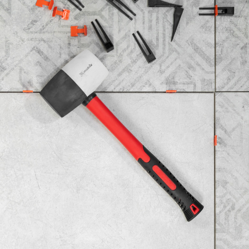 Киянка резиновая, 910 г, черно-белая резина, фибергласовая рукоятка Matrix по ценам производителя в Челябинске с доставкой по всей России