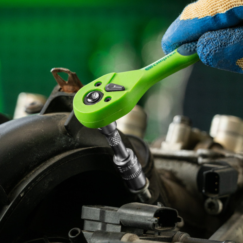 Ключ-трещотка 1/4", CrV, 72 зуба, с быстрым сбросом Сибртех по ценам производителя в Челябинске с доставкой по всей России