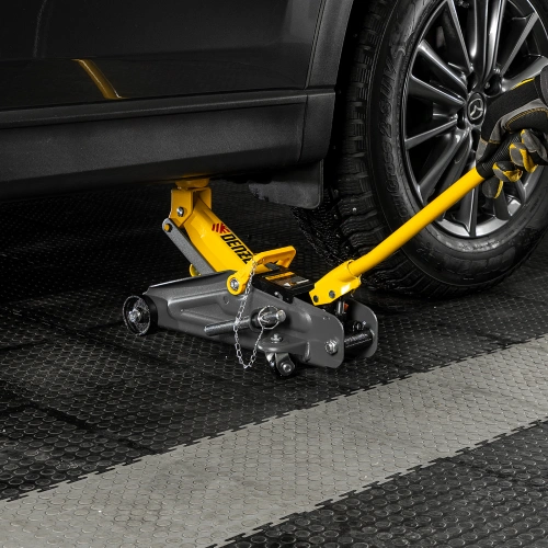 Домкрат гидравлический подкатной с фиксатором, 2 т, 130-330 мм Denzel по ценам производителя в Челябинске с доставкой по всей России