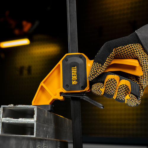 Струбцина F-образная, быстрозажимная, 300 х 80 мм, усиленный нейлоновый корпус Denzel по ценам производителя в Челябинске с доставкой по всей России