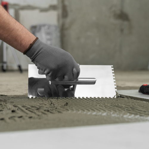 Гладилка из нержавеющей стали, 280 х 130 мм, деревянная ручка, зуб 6 х 6 мм Matrix по ценам производителя в Челябинске с доставкой по всей России