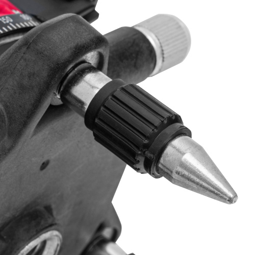 Лазерный уровень CRL-30G, 30 м, зеленый луч, акк. Li 2400 mah, резьба 5/8" MTX по ценам производителя в Челябинске с доставкой по всей России