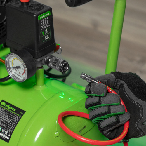 Компрессор безмаслянный малошумный МБ 1100/24,1100 Вт, 24 л, 170 л/мин Сибртех по ценам производителя в Челябинске с доставкой по всей России