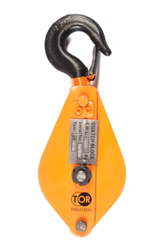 Блок монтажный однорольный с крюком TOR 1 т с откидной щекой (T) по ценам производителя в Челябинске с доставкой по всей России