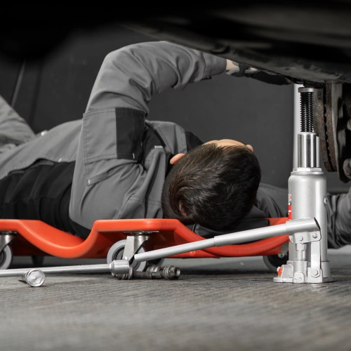 Домкрат гидравлический бутылочный, 5 т, высота подъема 216-413 мм, в пластиковый кейсе Matrix по ценам производителя в Челябинске с доставкой по всей России