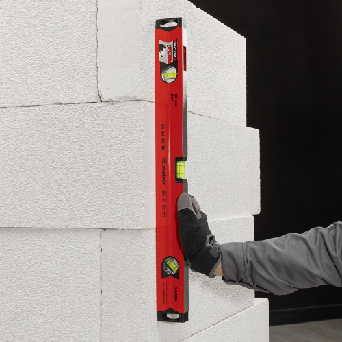 Уровень алюминиевый магнитный, 600 мм, фрезерованный, 3 глазка (1 зеркальный) усиленный Matrix по ценам производителя в Челябинске с доставкой по всей России