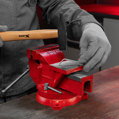 Тиски слесарные, 100 мм, поворотные, с наковальней Matrix по ценам производителя в Челябинске с доставкой по всей России