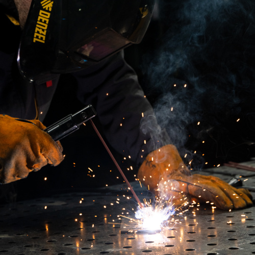 Аппарат инвертор. полуавтомат. cварки IMIG-205SDR, 200 А, ПВ 60%, катушка 5 кг Denzel по ценам производителя в Челябинске с доставкой по всей России