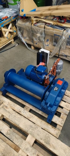 Лебедка монтажная У5120.60 г/п 630 кг Н-130 м (без каната) по ценам производителя в Челябинске с доставкой по всей России