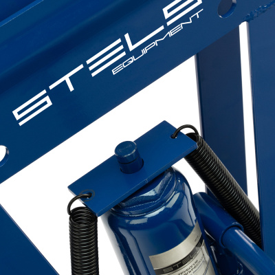 Трубогиб гидравлический, 8 т, в комплекте с башмаками 1/2-1, пластиковый кейс, Stels по ценам производителя в Челябинске с доставкой по всей России