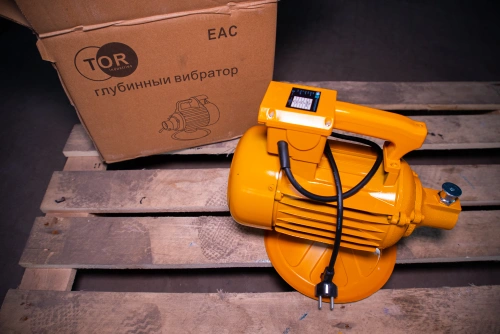 Электропривод глубинного вибратора для бетона 2,2 кВт TOR ZN70-JT (японский тип) по ценам производителя в Челябинске с доставкой по всей России