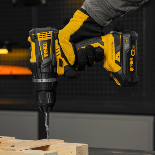 Дрель-шуруповерт аккумуляторная ударная бесщет CIDB-IB-18-02, Li-Ion, 18 В, 2 акк. Denzel по ценам производителя в Челябинске с доставкой по всей России