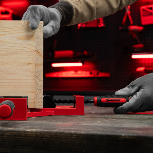 Струбцина угловая, быстрозажимная, 65/65 мм, двухкомпонентные обрезиненные рукоятки Matrix по ценам производителя в Челябинске с доставкой по всей России